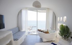 Aqualand Hotel & Resort